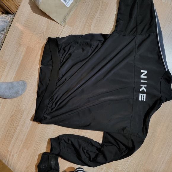 Nike jacket - Picture 3 of 3